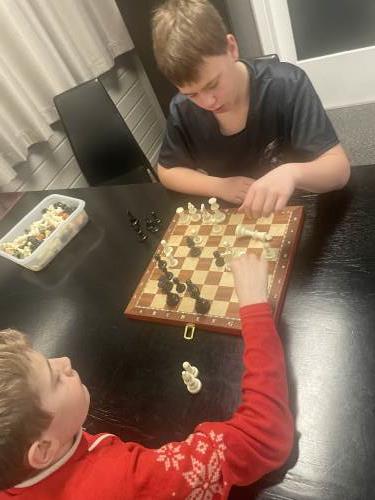 Sjakk er og ein kjekk aktivitet, og god hjernetrim…